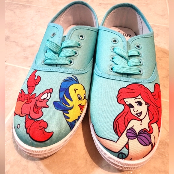 Disney Shoes - Disney's The Little Mermaid shoes womens size 9 teal ariel